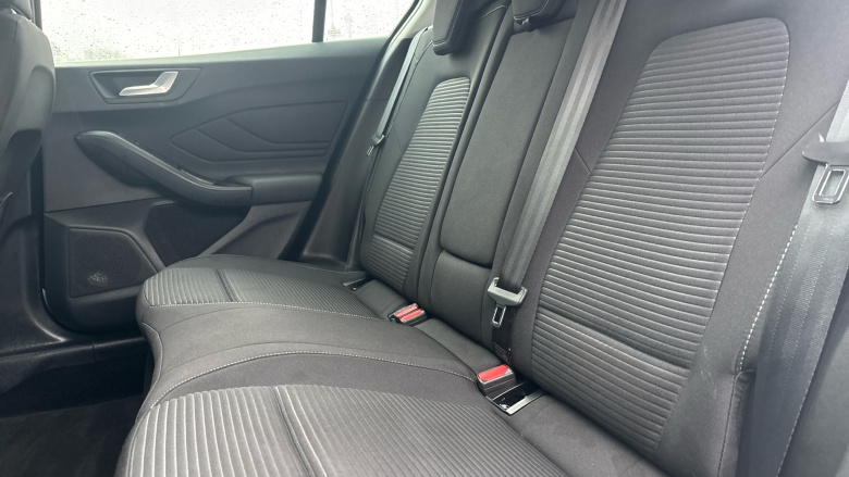 Ford Focus 1.0 EcoBoost 125 Titanium Edition 5dr Auto Petrol Hatchback